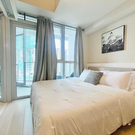 Uptown Parksuites Bgc Taguig Eksteriør billede