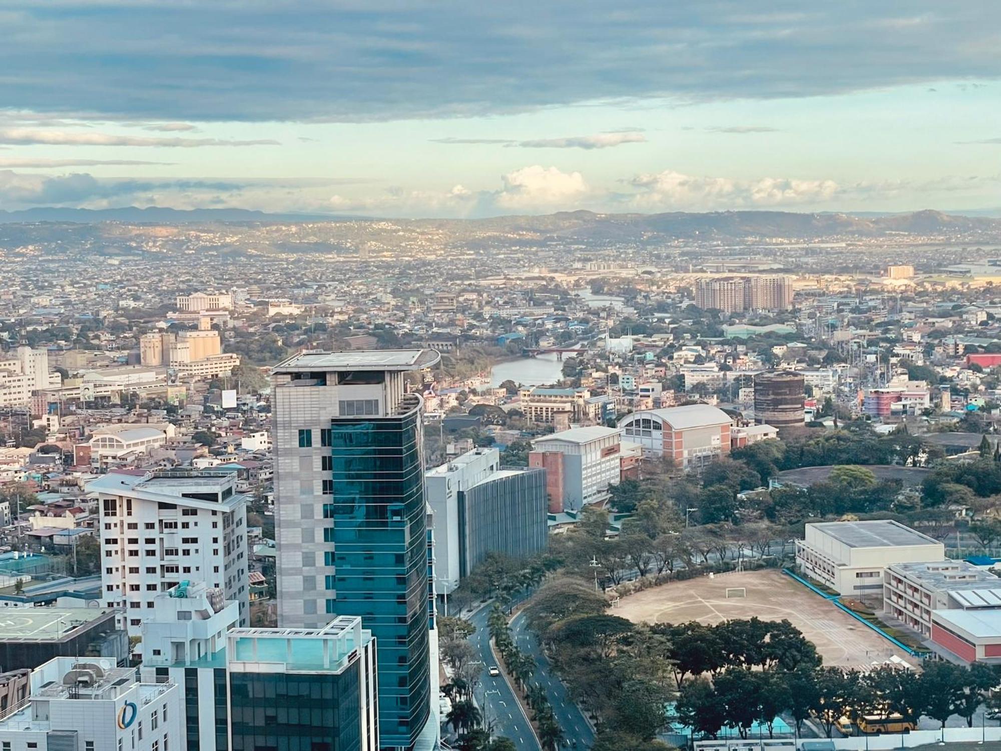 Uptown Parksuites Bgc Taguig Eksteriør billede