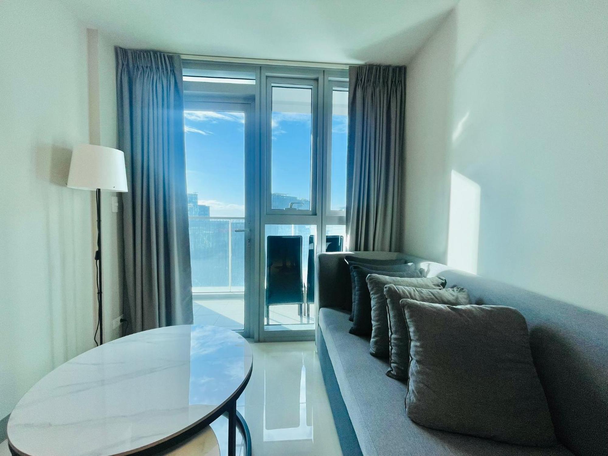 Uptown Parksuites Bgc Taguig Eksteriør billede