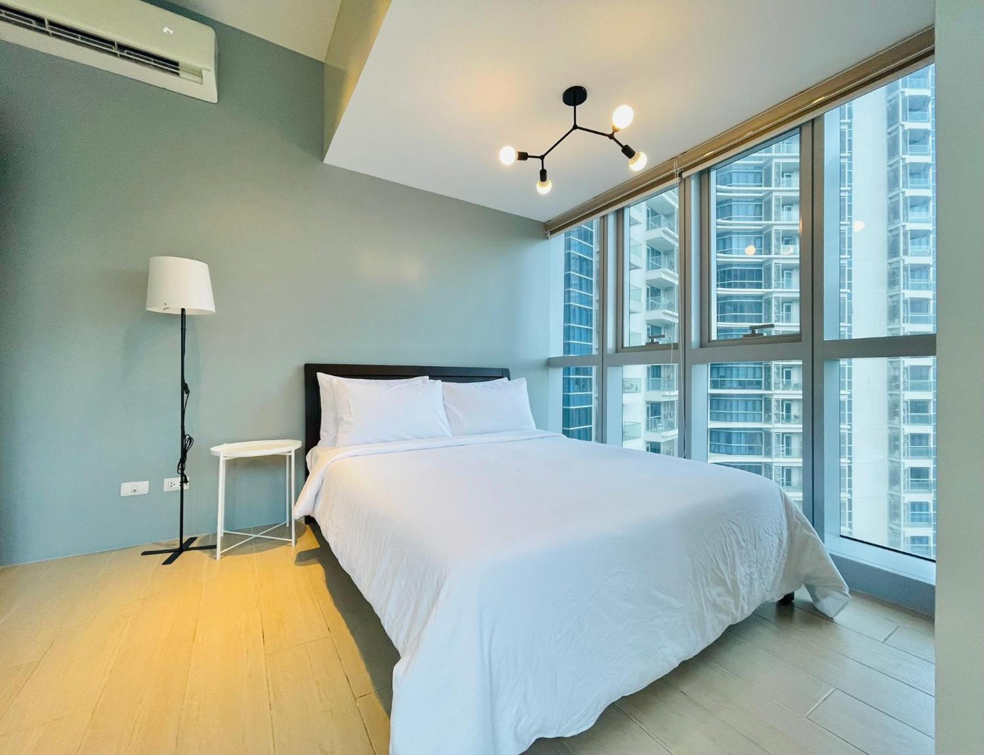 Uptown Parksuites Bgc Taguig Eksteriør billede