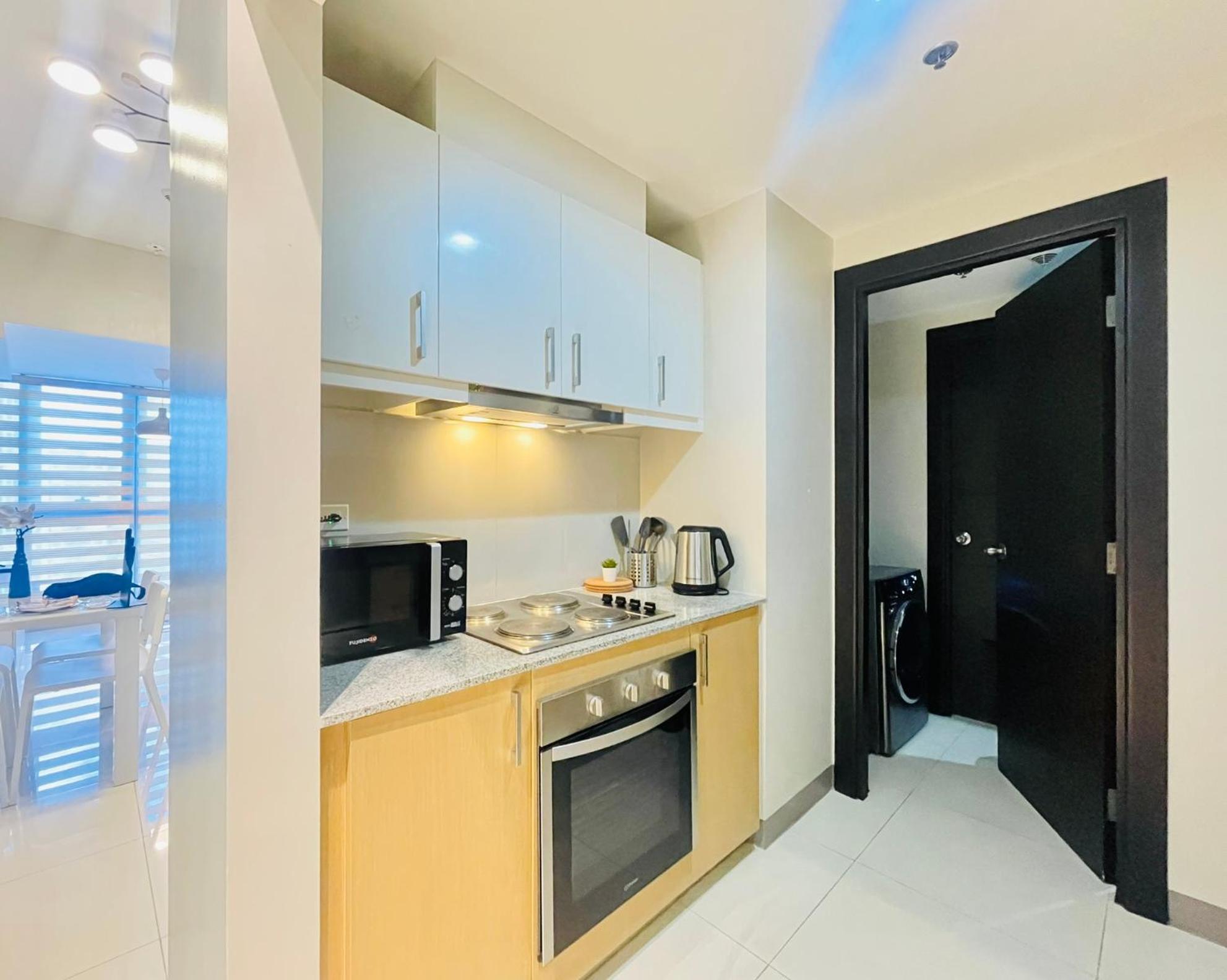 Uptown Parksuites Bgc Taguig Eksteriør billede