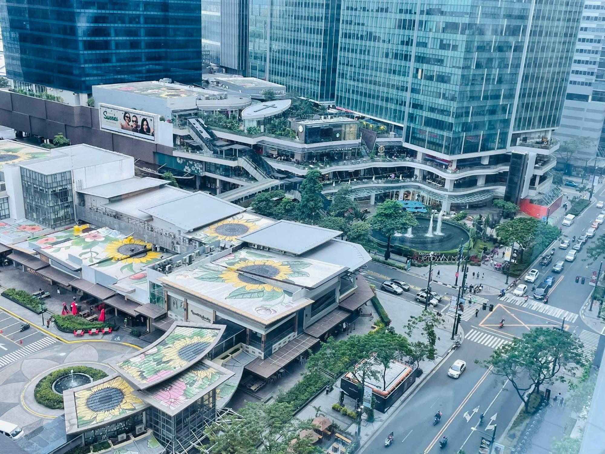 Uptown Parksuites Bgc Taguig Eksteriør billede