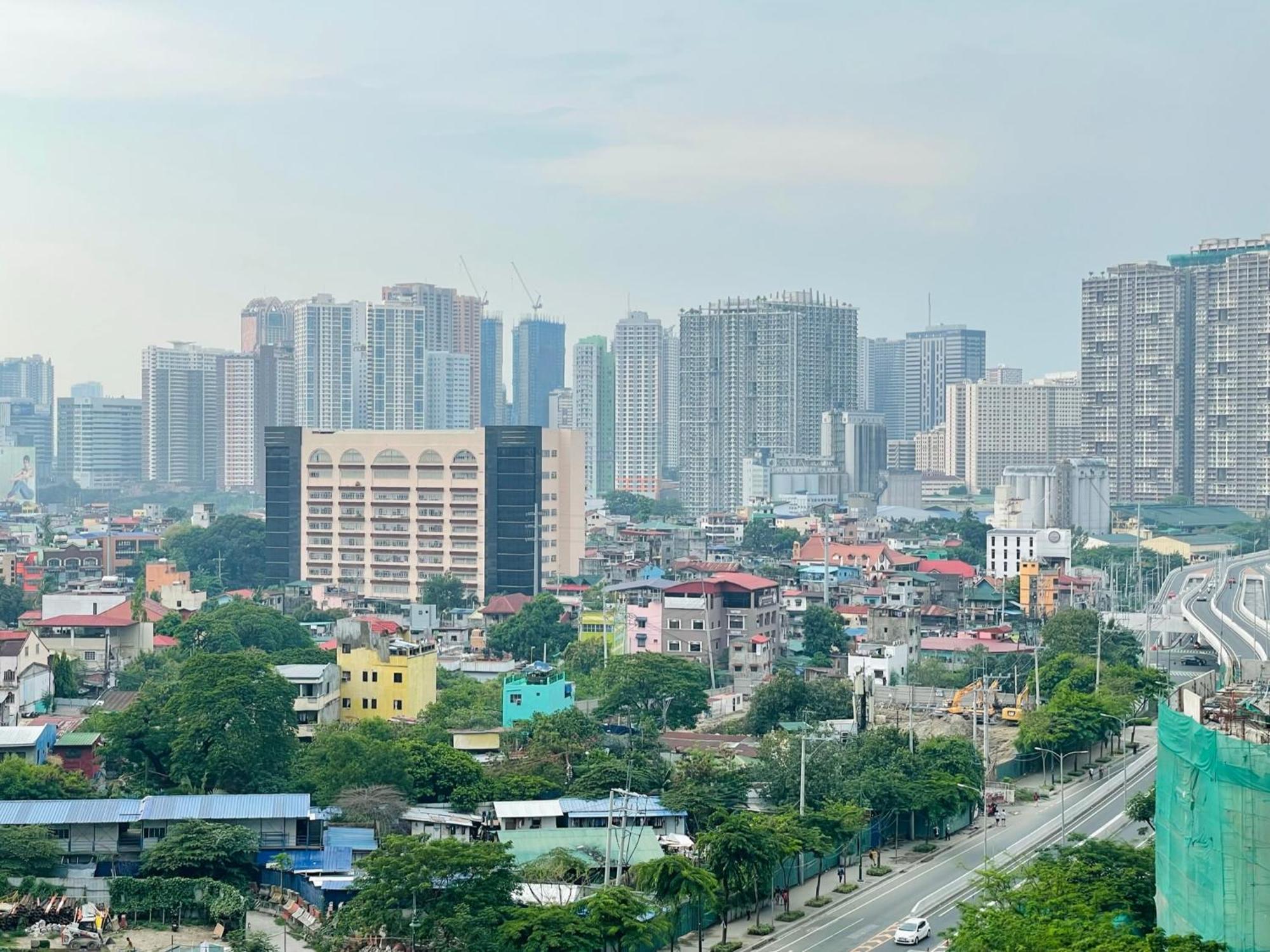 Uptown Parksuites Bgc Taguig Eksteriør billede