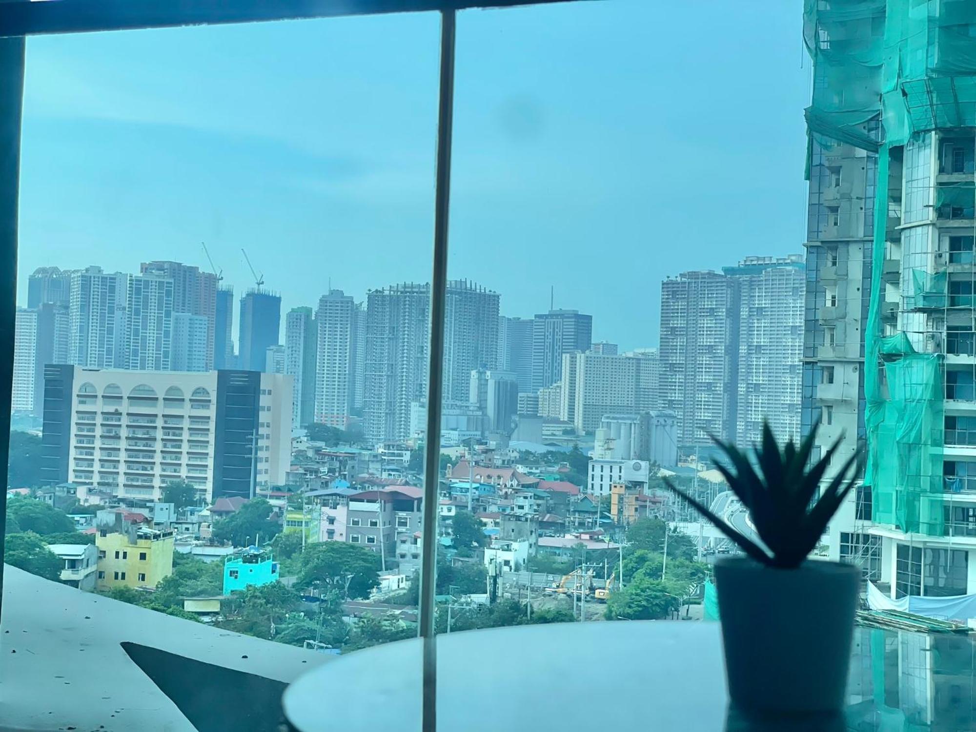 Uptown Parksuites Bgc Taguig Eksteriør billede