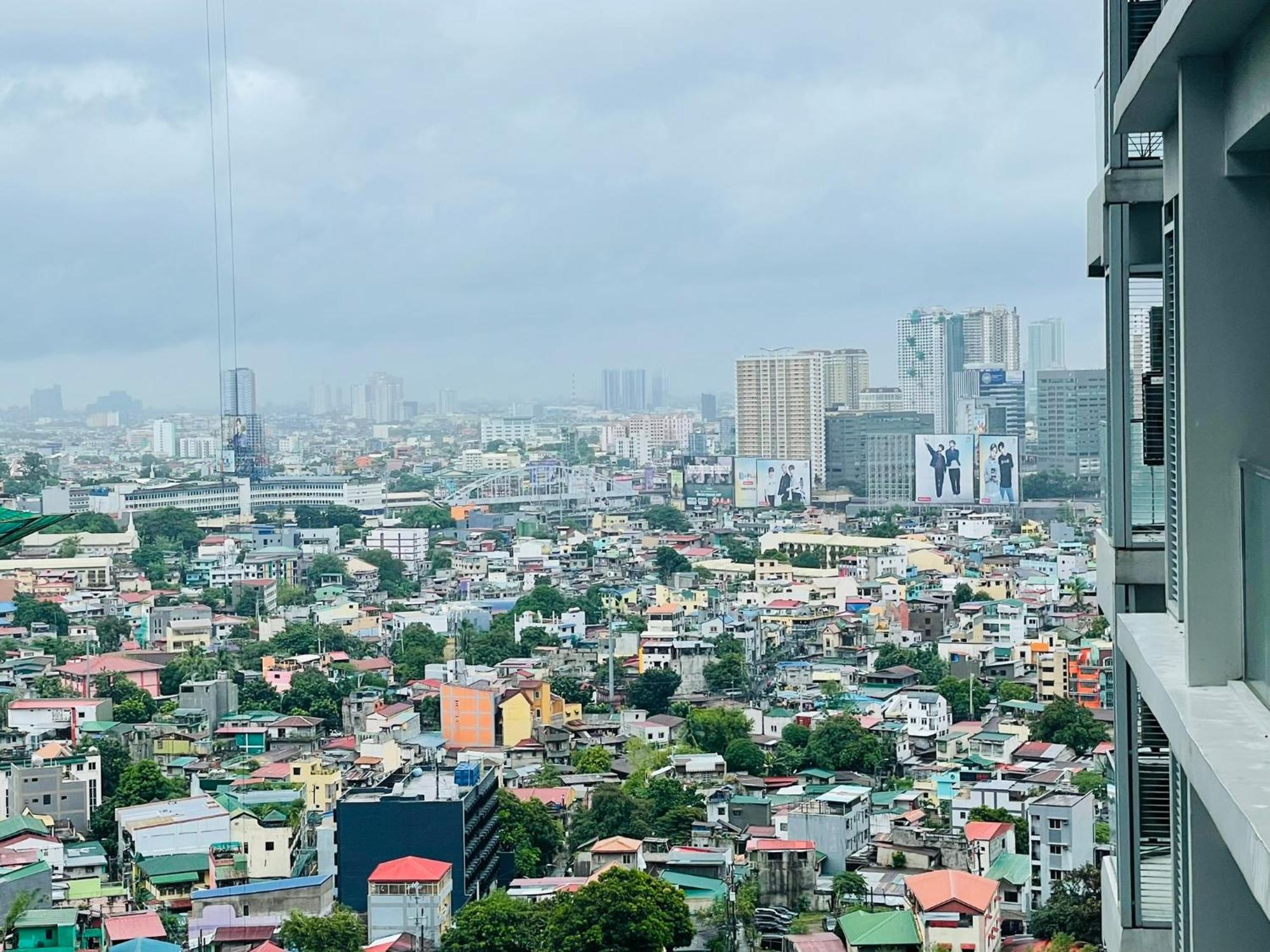 Uptown Parksuites Bgc Taguig Eksteriør billede